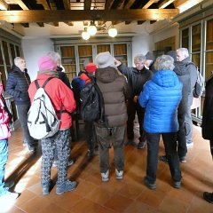 P1180441   Altro collaboratore presenta un archivio proveniente da altra località.